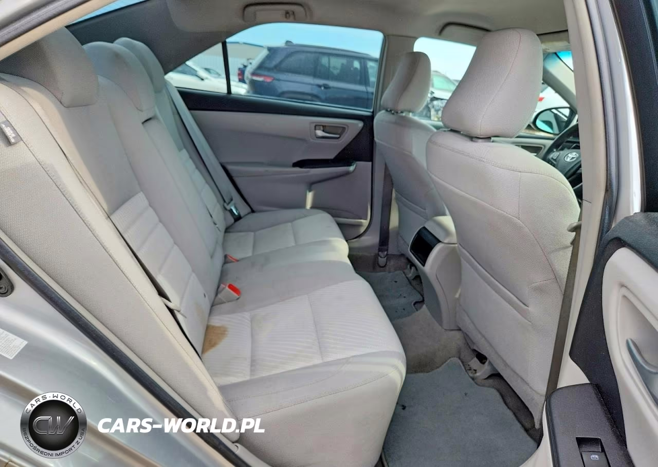 2016 Toyota Camry Le VIN:4T4BF1FKXGR543771 - 10