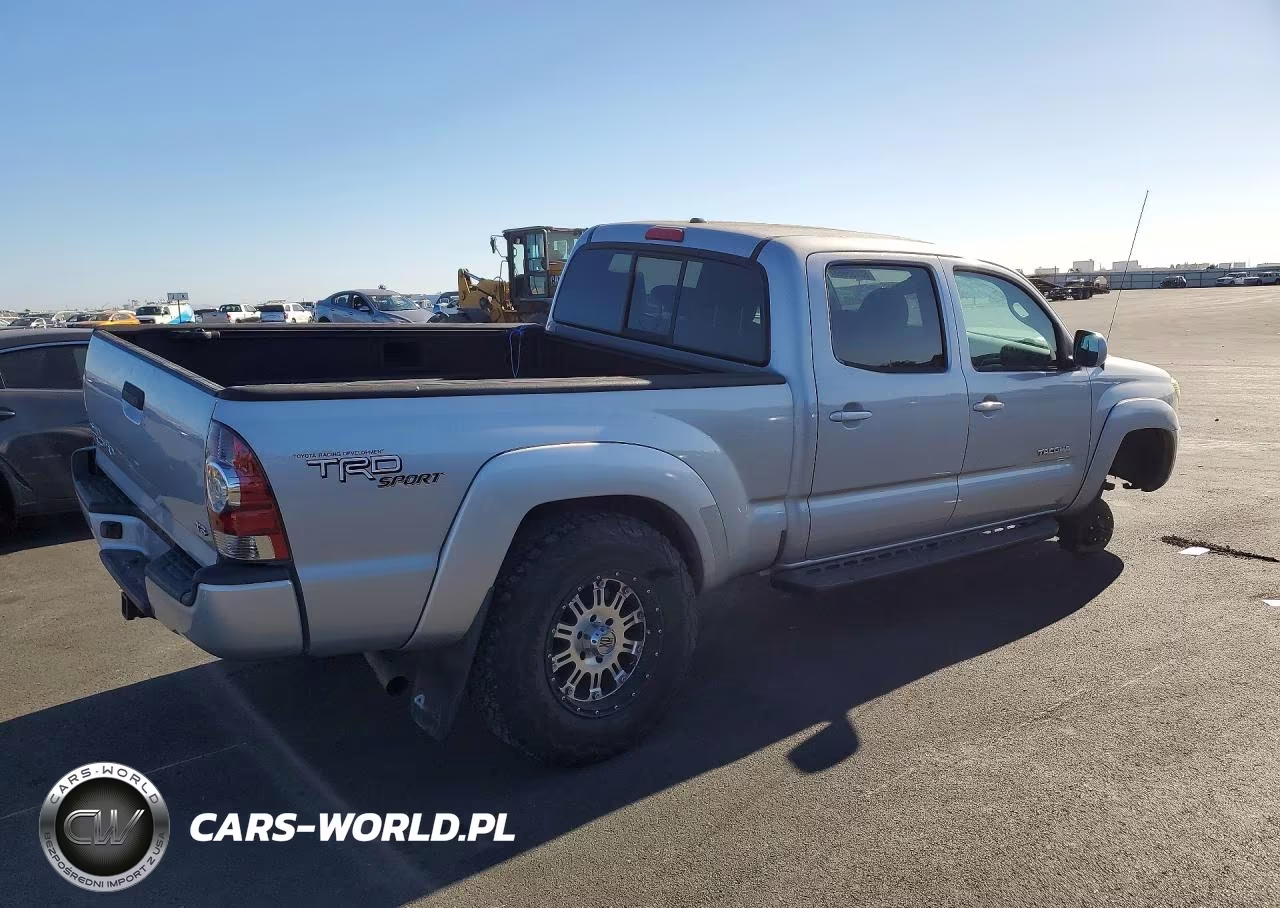 2011 Toyota Tacoma Double Cab Long Bed VIN:3TMMU4FNXBM030218 - 3