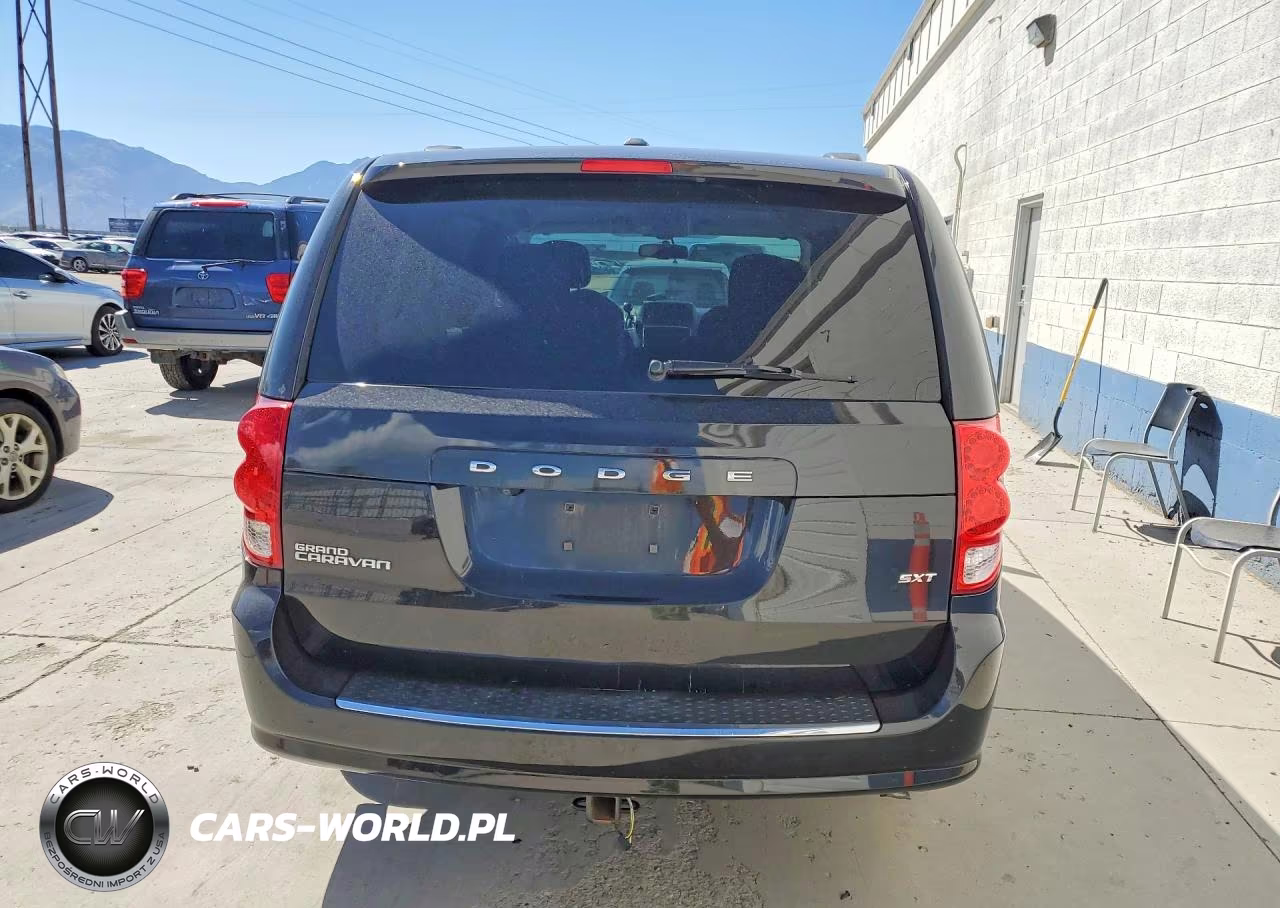 2016 Dodge Grand Caravan Sxt VIN:2C4RDGCG8GR196895 - 6