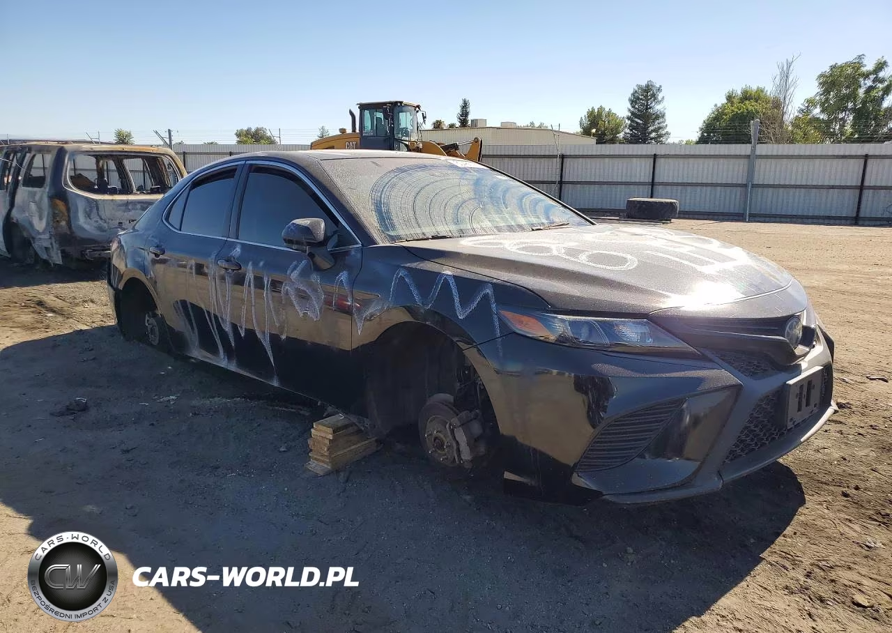 2018 Toyota Camry Se VIN:JTNB11HK7J3004110 - 4