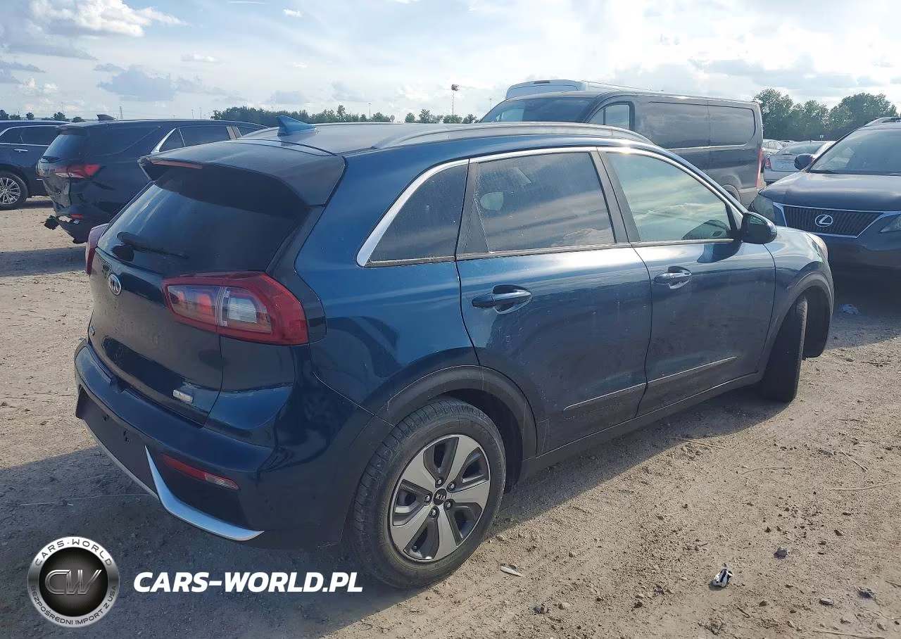 2018 Kia Niro Lx VIN:KNDCB3LCXJ5170692 - 3