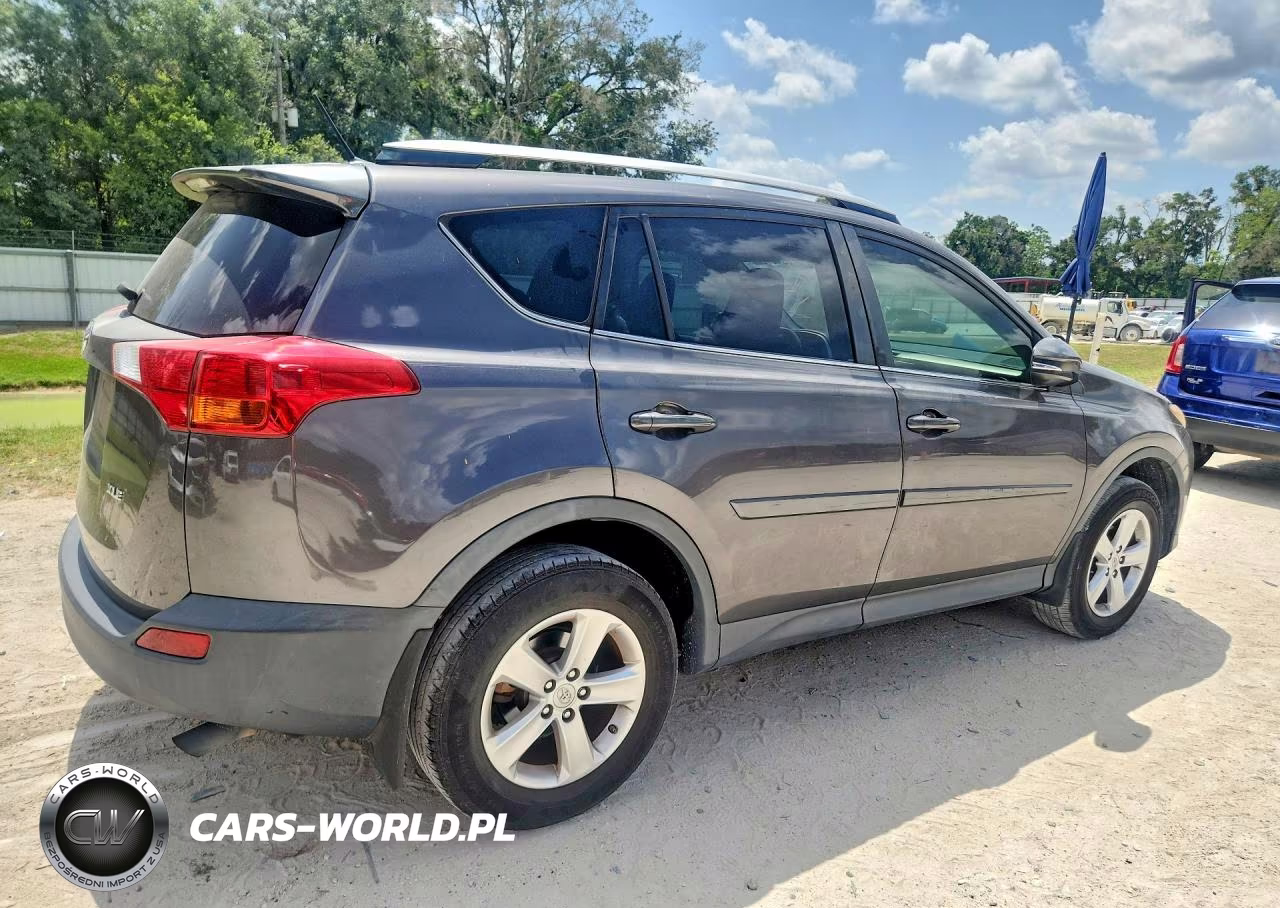 2014 Toyota Rav4 Xle VIN:JTMWFREV0EJ015679 - 3
