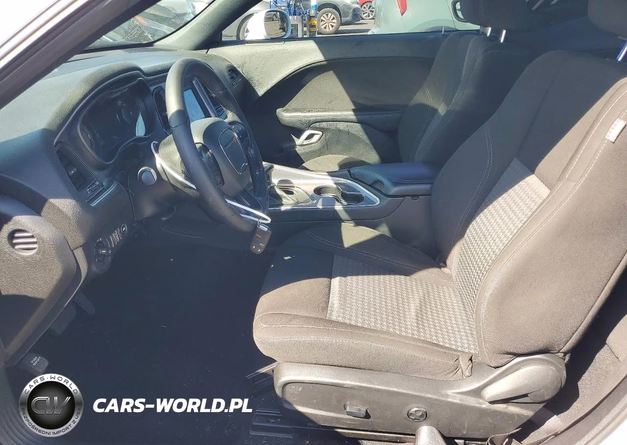 2021 Dodge Challenger Sxt VIN:2C3CDZAG3MH503383 - 7