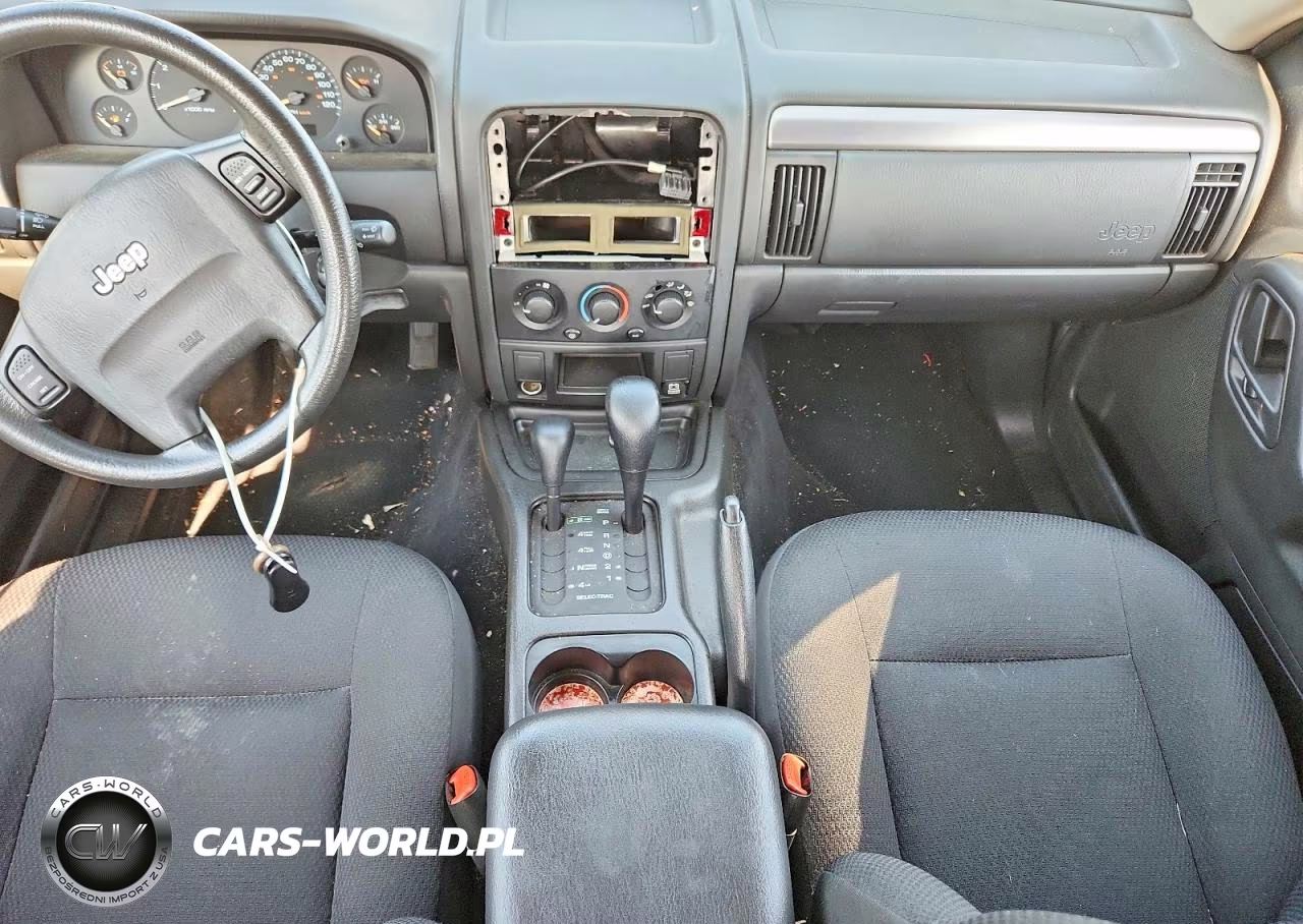 2004 Jeep Grand Cherokee Laredo VIN:1J4GW48SX4C290580 - 8