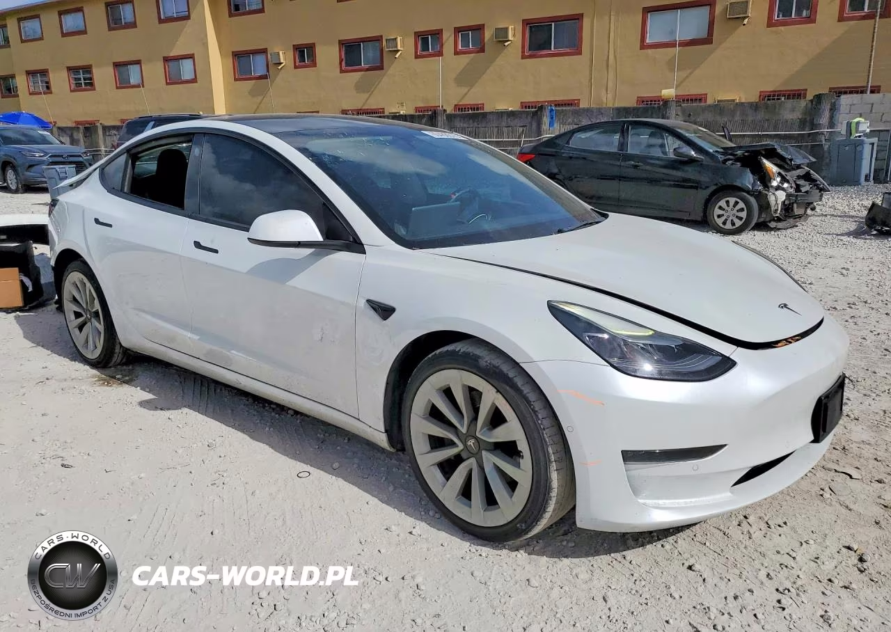 2022 Tesla Model 3 VIN:5YJ3E1EAXNF186838 - 4