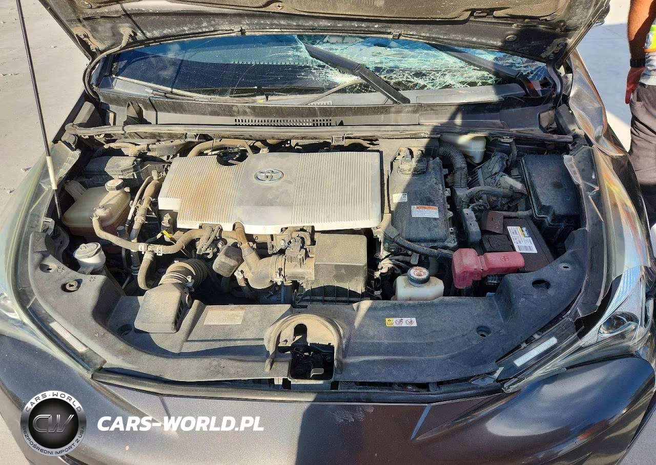 2018 Toyota Prius Two Eco VIN:JTDKARFU6J3068050 - 11