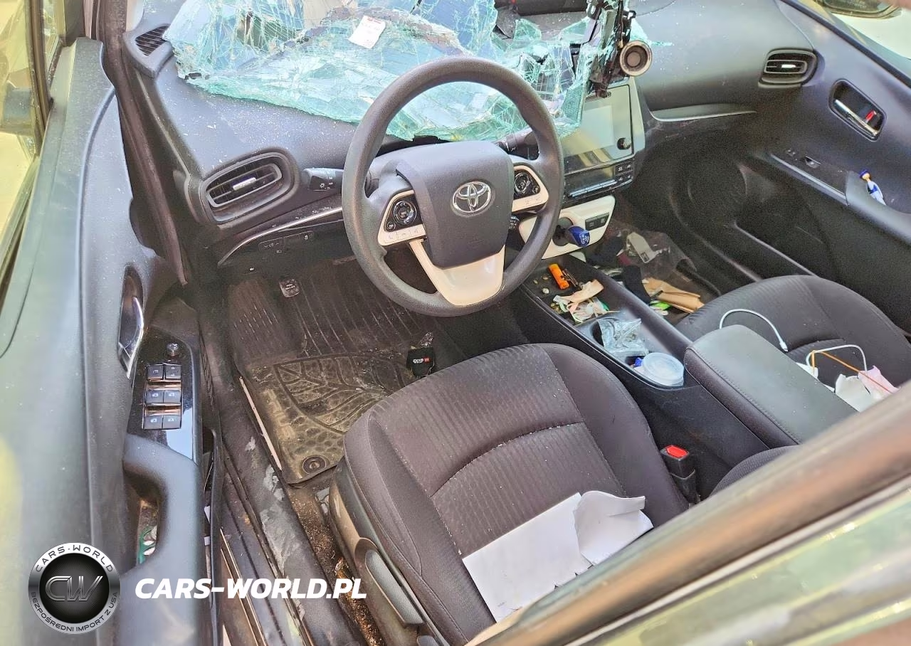 2018 Toyota Prius Two Eco VIN:JTDKARFU6J3068050 - 8