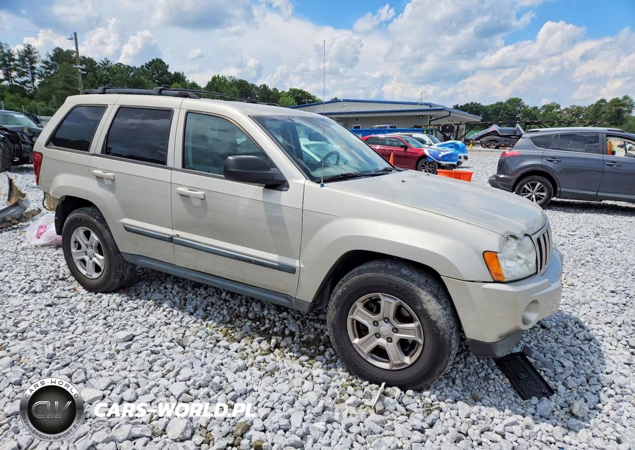 2007 Jeep Grand Cherokee Laredo VIN:1J8GS48KX7C615940 - 4