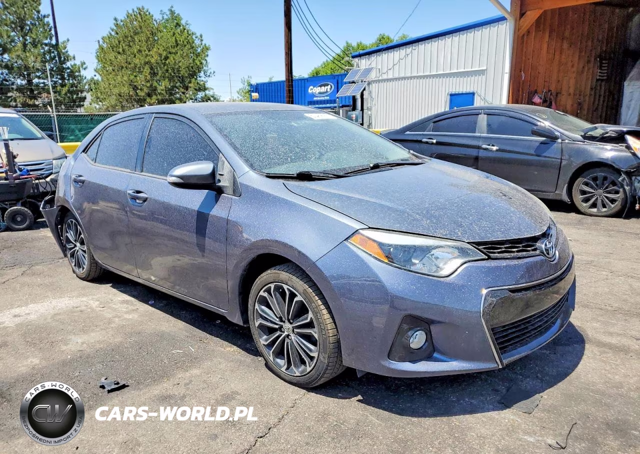 2015 Toyota Corolla S Plus VIN:5YFBURHE0FP358831 - 4