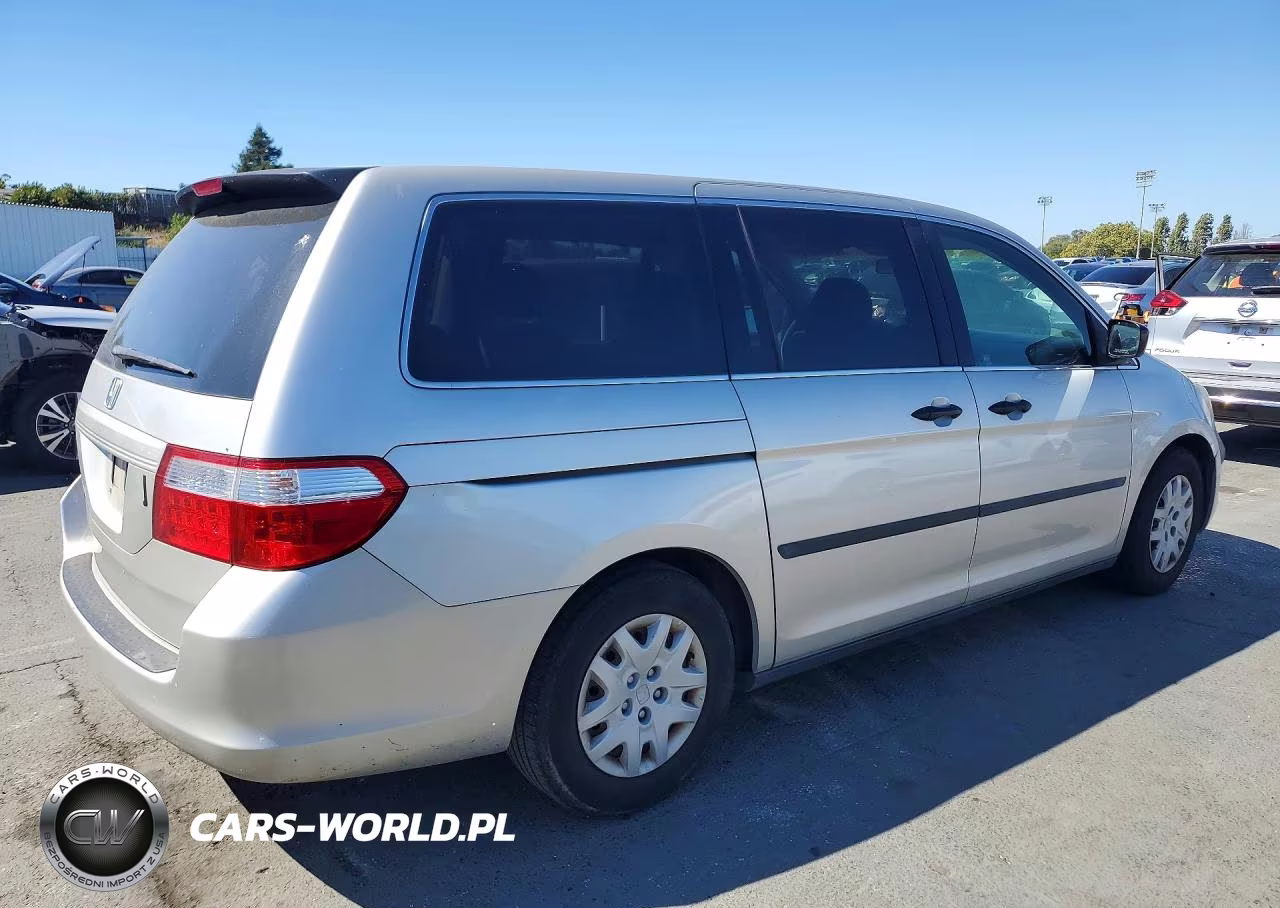 2006 Honda Odyssey Lx VIN:5FNRL38276B109555 - 3