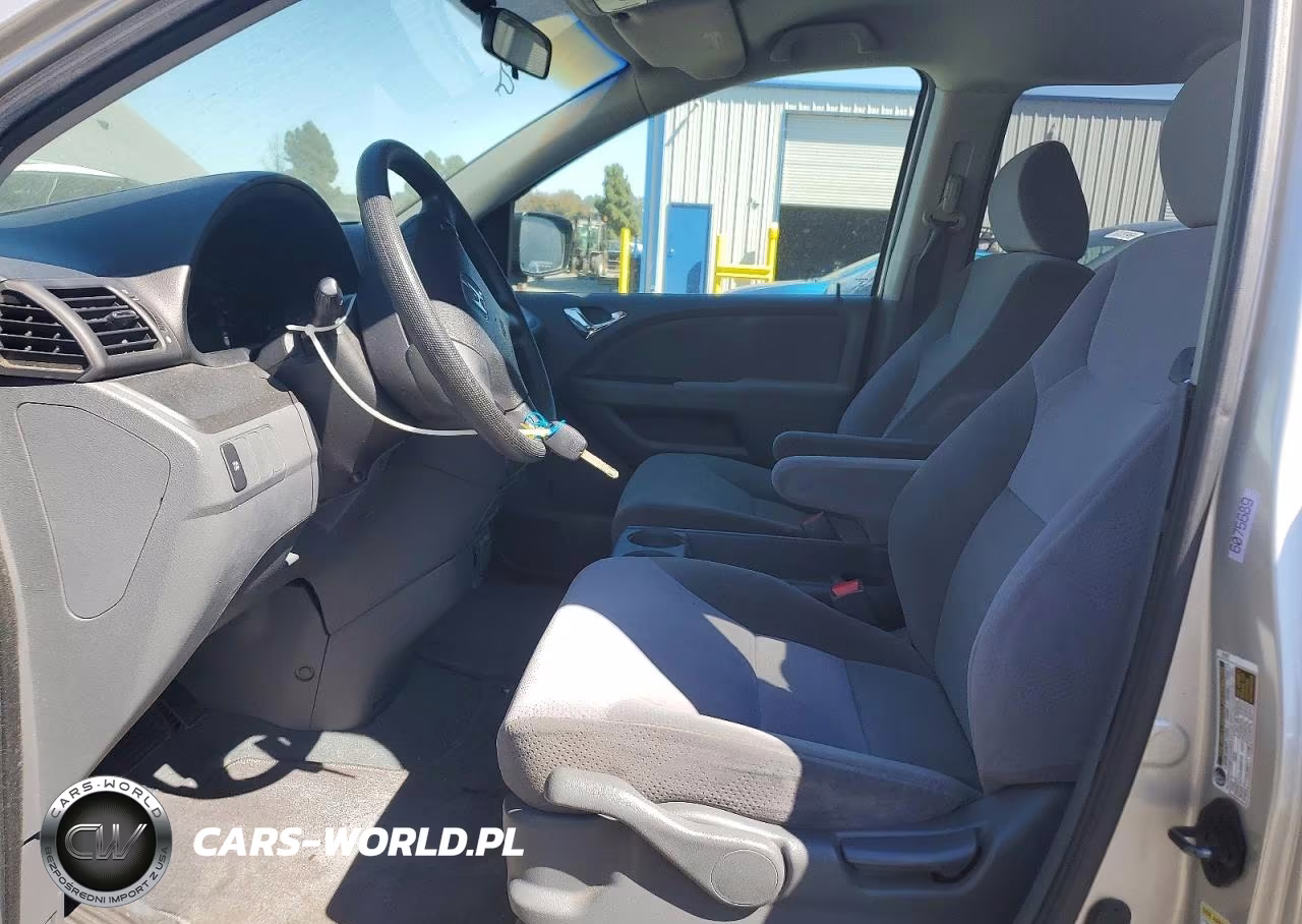2006 Honda Odyssey Lx VIN:5FNRL38276B109555 - 7