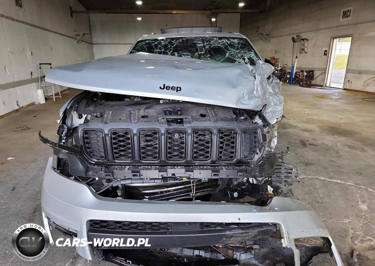 2025 Jeep Grand Cherokee L Limited VIN:1C4RJKBG2S8768416 - 5