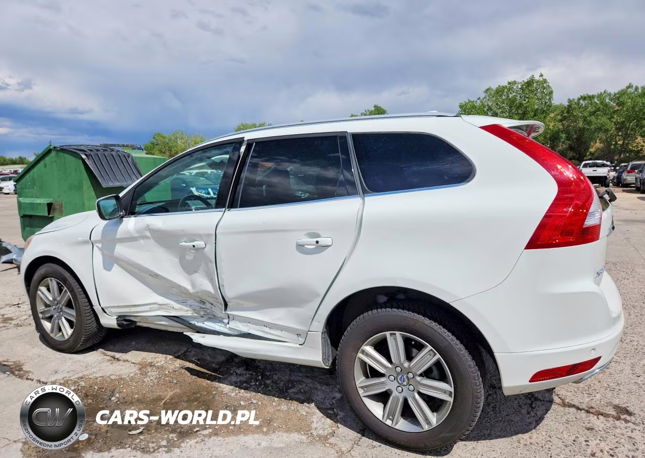 2016 Volvo Xc60 T6 Premier VIN:YV449MRK1G2888952 - 2
