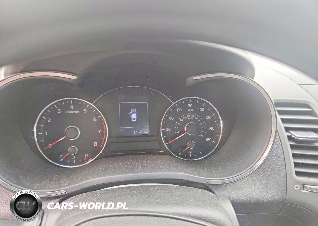 2018 Kia Forte Lx VIN:3KPFL4A77JE196533 - 9