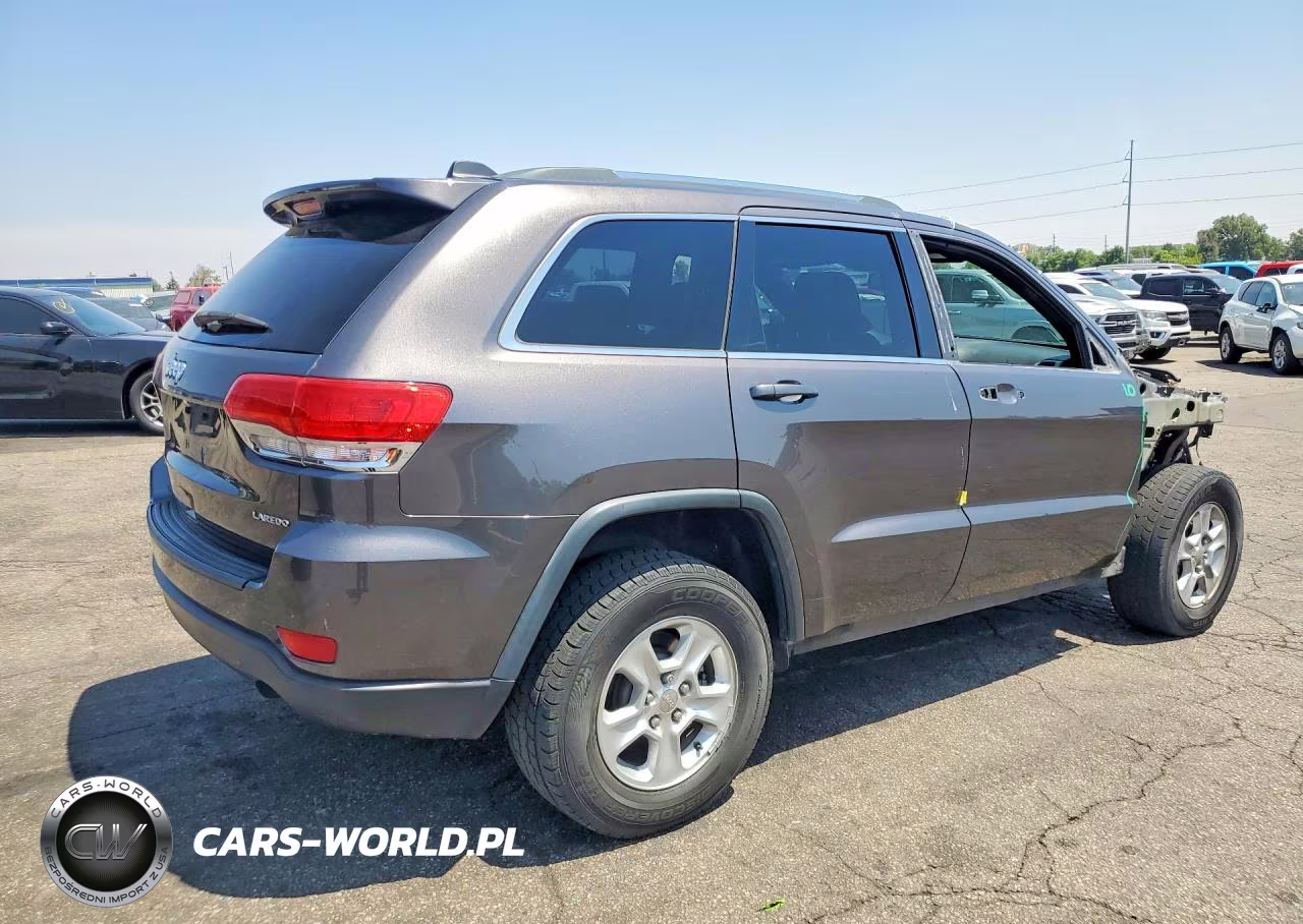 2014 Jeep Grand Cherokee Laredo VIN:1C4RJFAG8EC470317 - 3