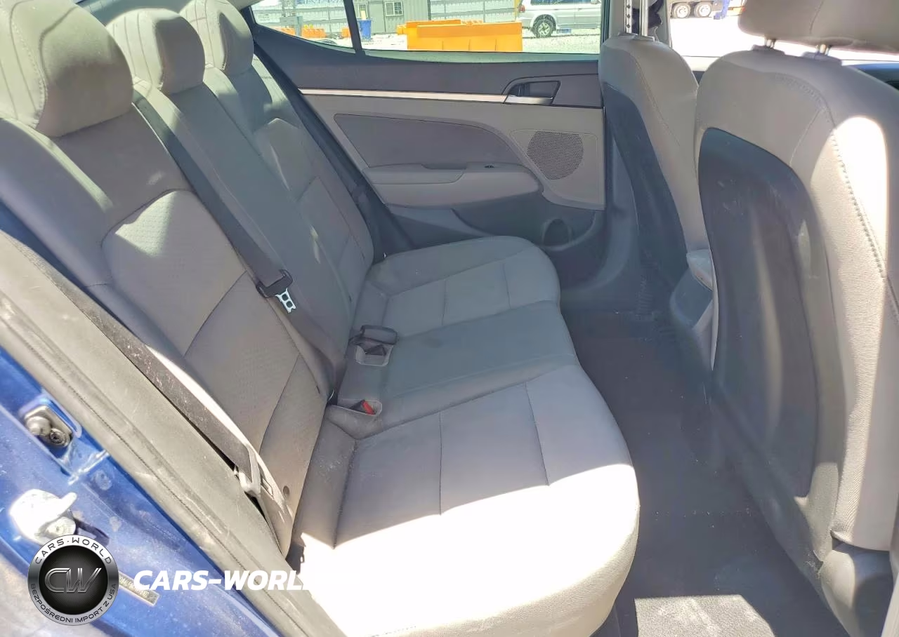 2019 Hyundai Elantra Sel VIN:5NPD84LF8KH498102 - 10