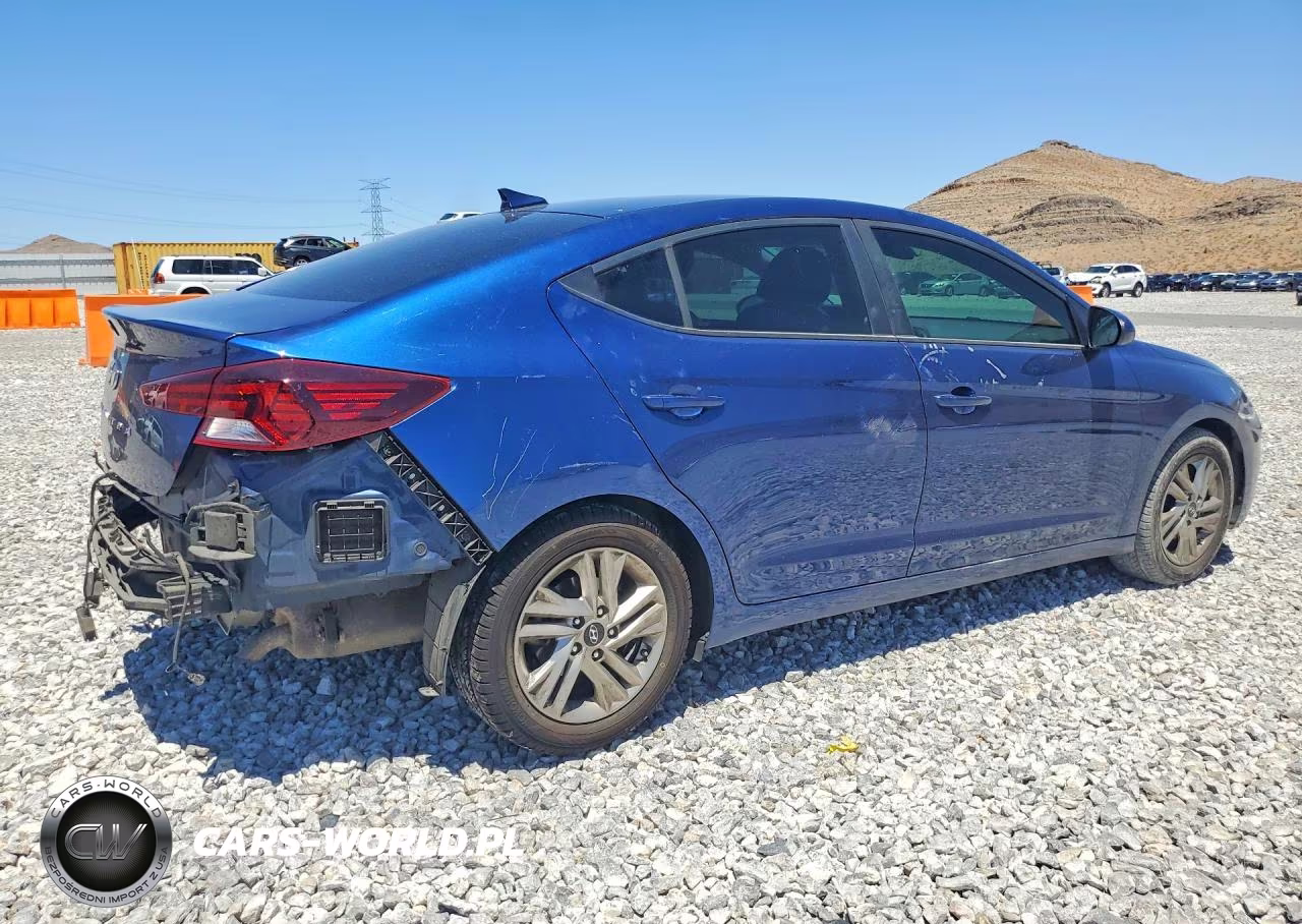 2019 Hyundai Elantra Sel VIN:5NPD84LF8KH498102 - 3