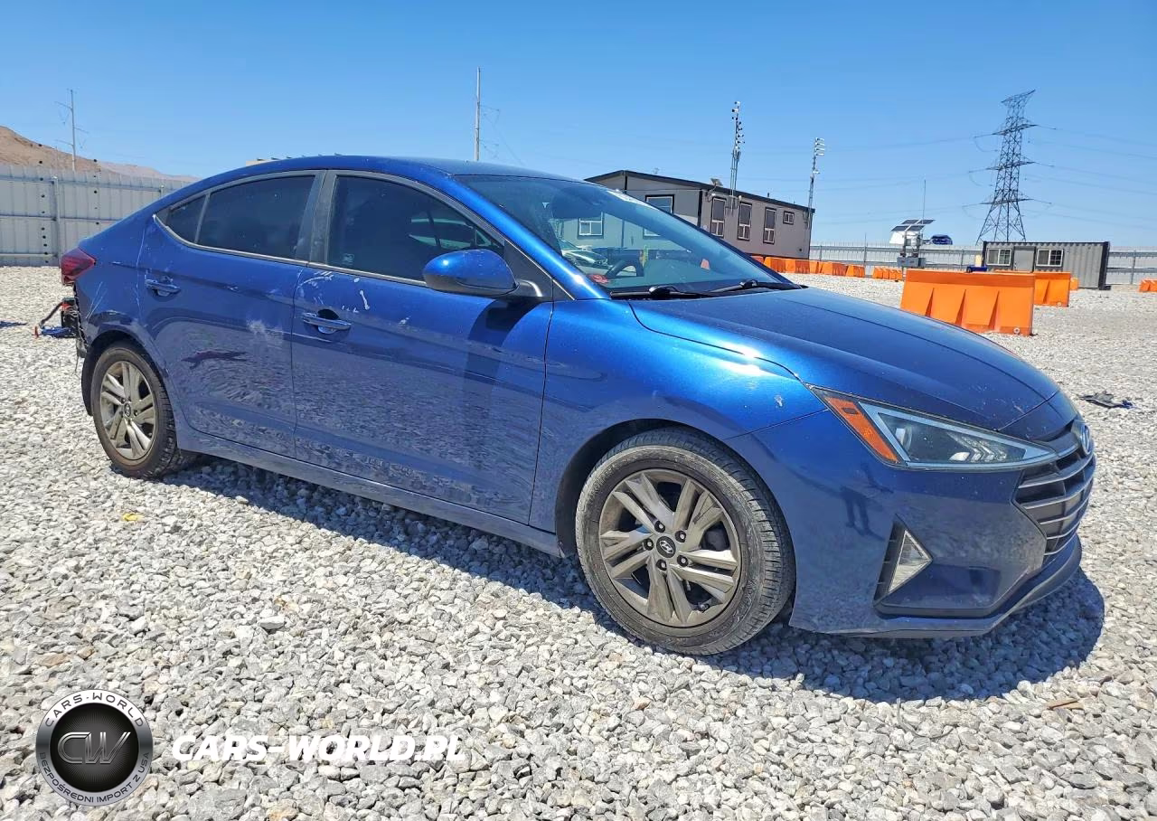 2019 Hyundai Elantra Sel VIN:5NPD84LF8KH498102 - 4