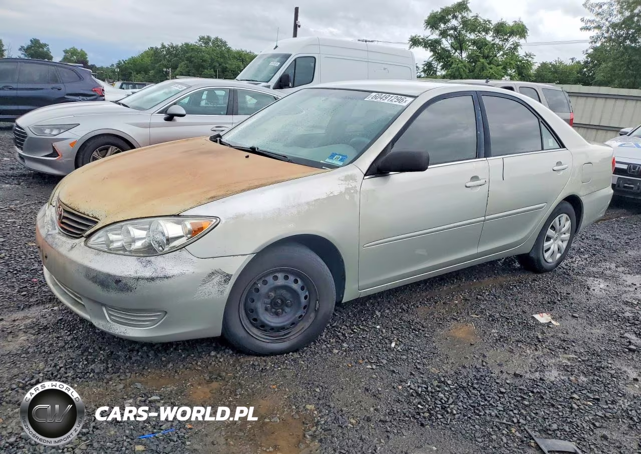 2006 Toyota Camry Standard