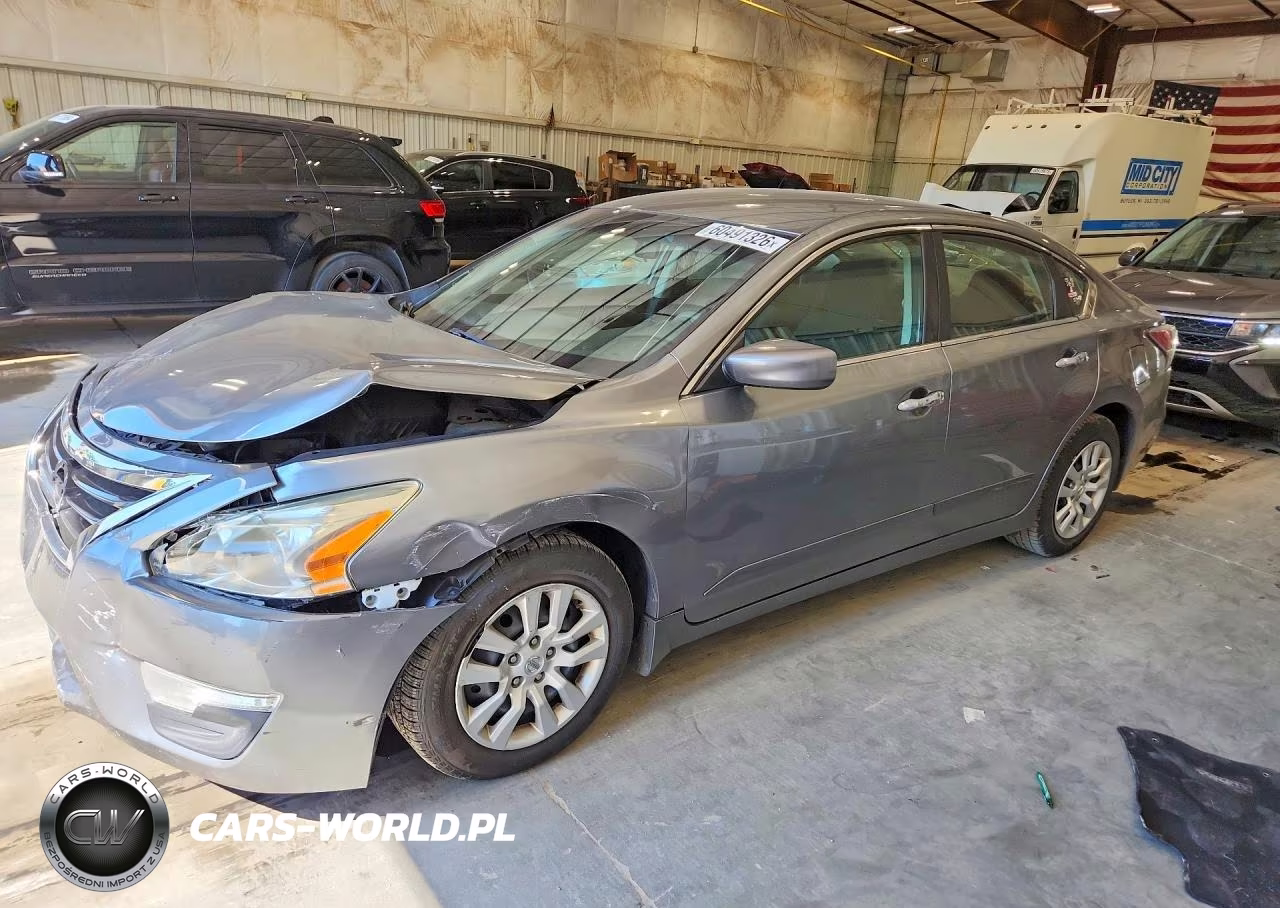 2015 Nissan Altima 2.5 S – zdjęcie 1 z 12