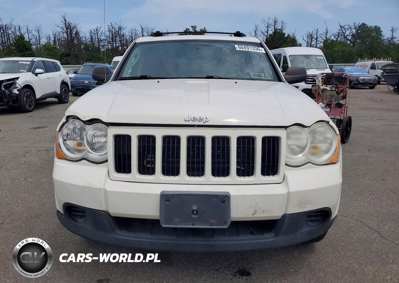 2010 Jeep Grand Cherokee Laredo VIN:1J4PR4GK7AC105020 - 5