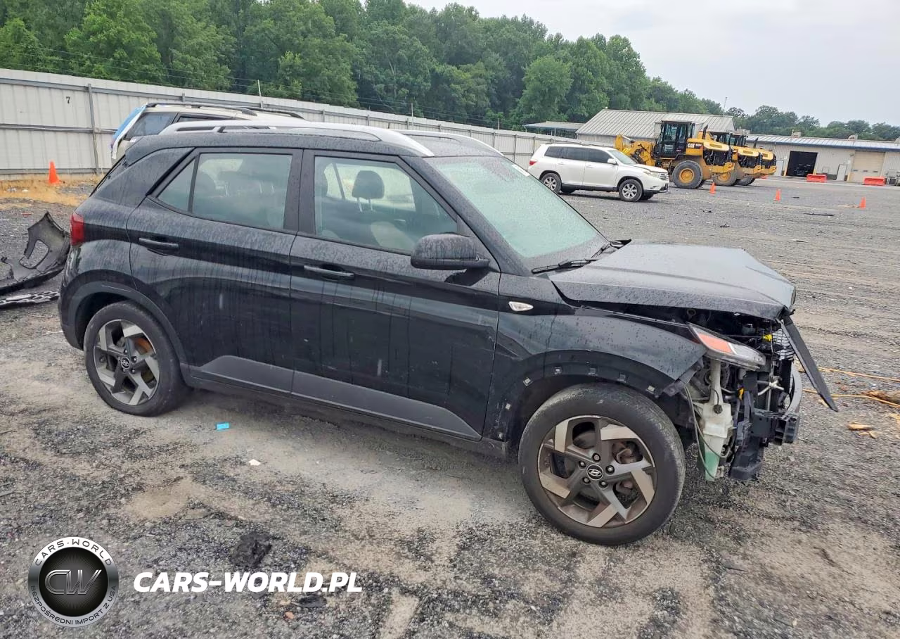 2021 Hyundai Venue Sel VIN:KMHRC8A37MU098492 - 4