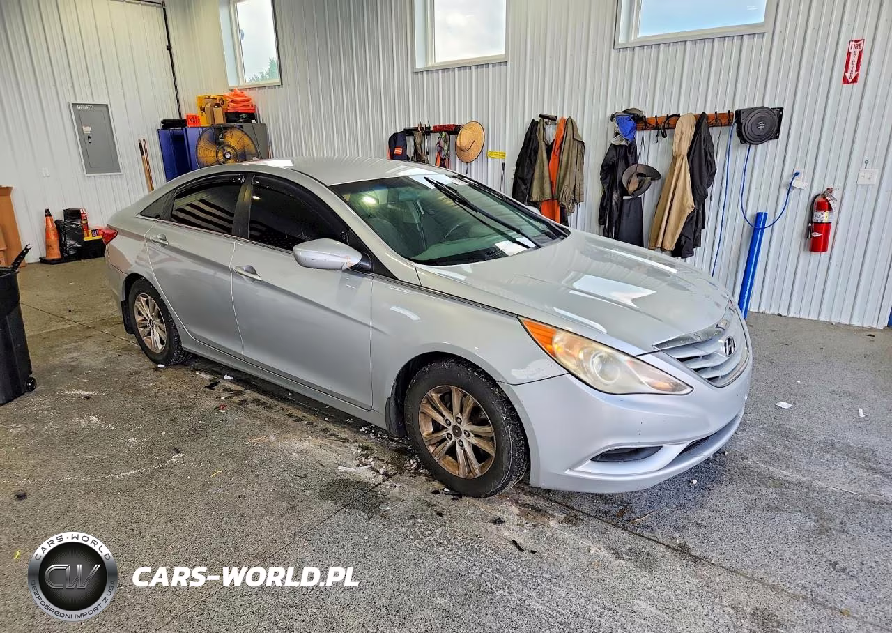 2011 Hyundai Sonata Gls VIN:5NPEB4AC1BH145750 - 4