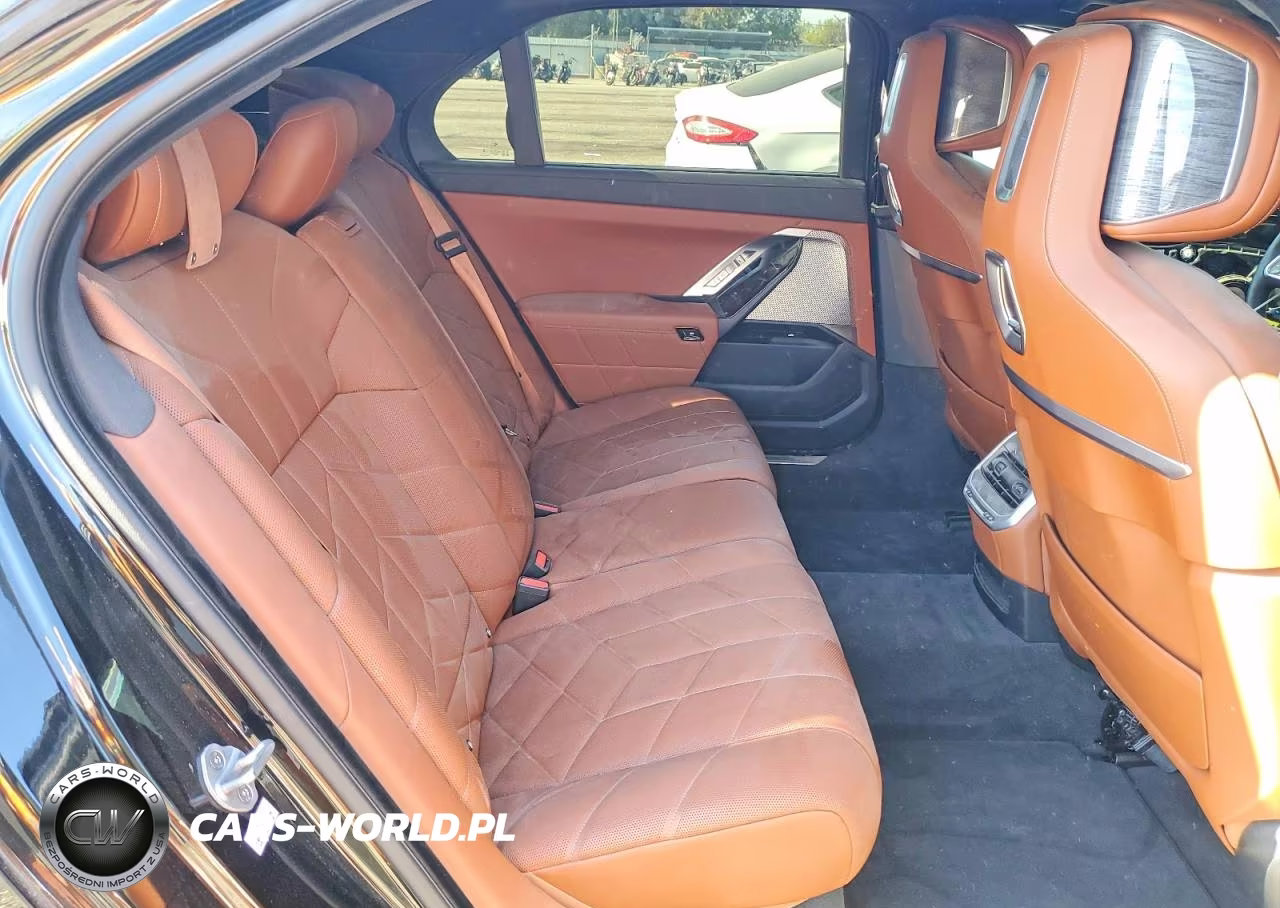 2025 BMW I7 Edrive50 VIN:WBY43EJ08SCU94256 - 10