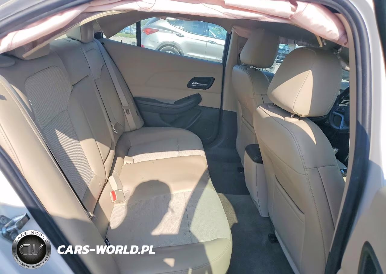 2015 Chevrolet Malibu 1Lt VIN:1G11C5SL0FU129768 - 10