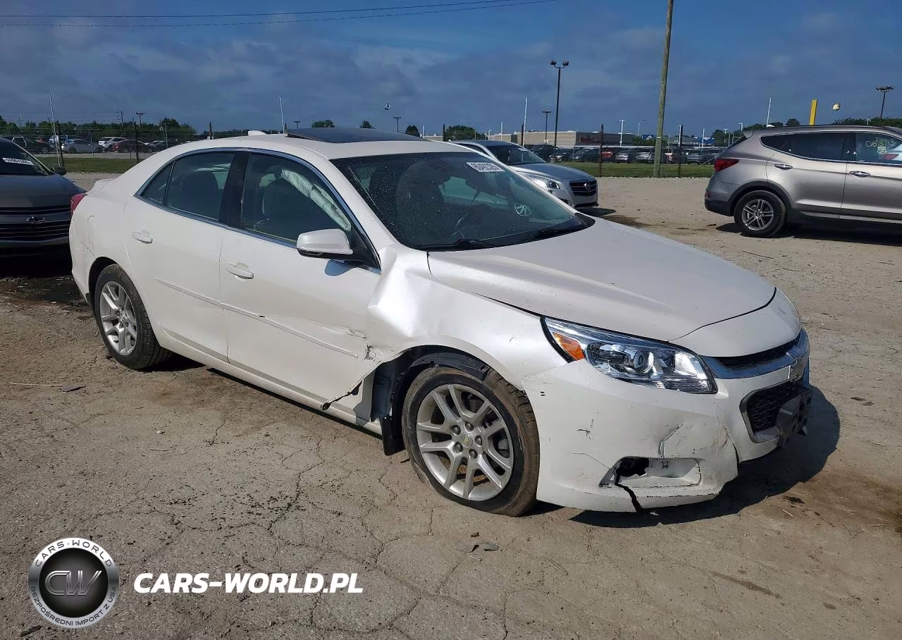 2015 Chevrolet Malibu 1Lt VIN:1G11C5SL0FU129768 - 4
