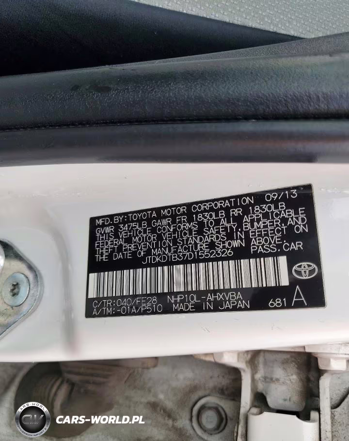 2013 Toyota Prius C One VIN:JTDKDTB37D1552326 - 12
