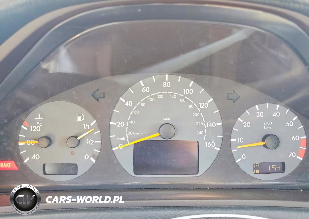 2002 Mercedes-Benz Clk 430 VIN:WDBLJ70G92T111615 - 9