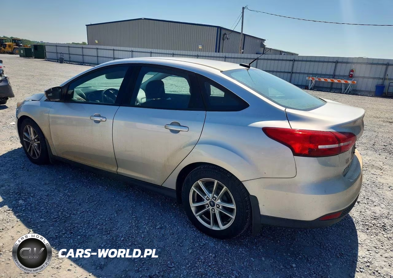 2016 Ford Focus Se VIN:1FADP3F20GL241725 - 2