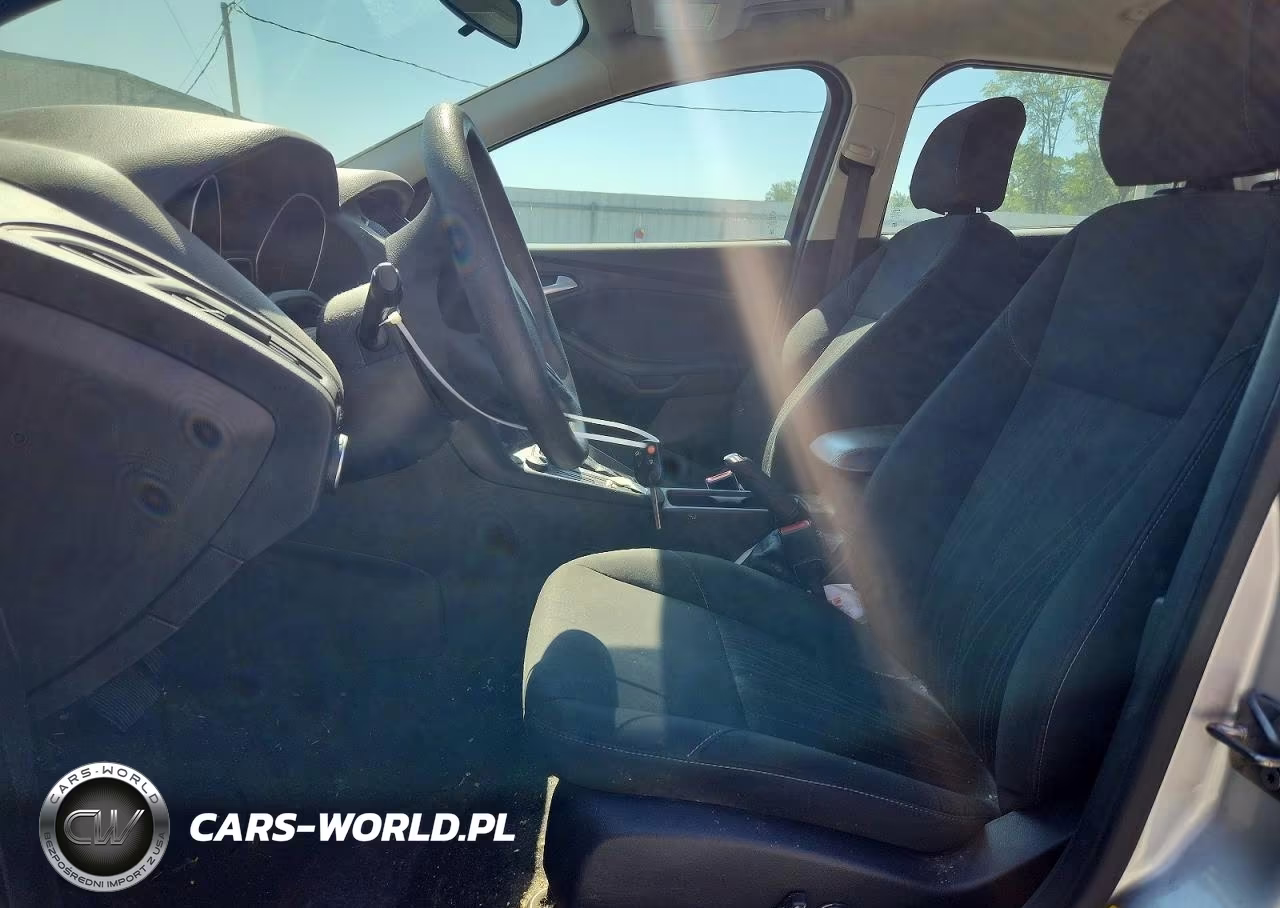 2016 Ford Focus Se VIN:1FADP3F20GL241725 - 7