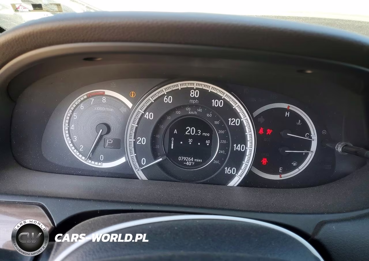2017 Honda Accord Touring VIN:1HGCR3F90HA017947 - 9