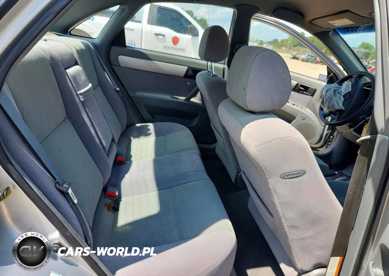 2007 Suzuki Forenza Base VIN:KL5JD56Z57K547927 - 10