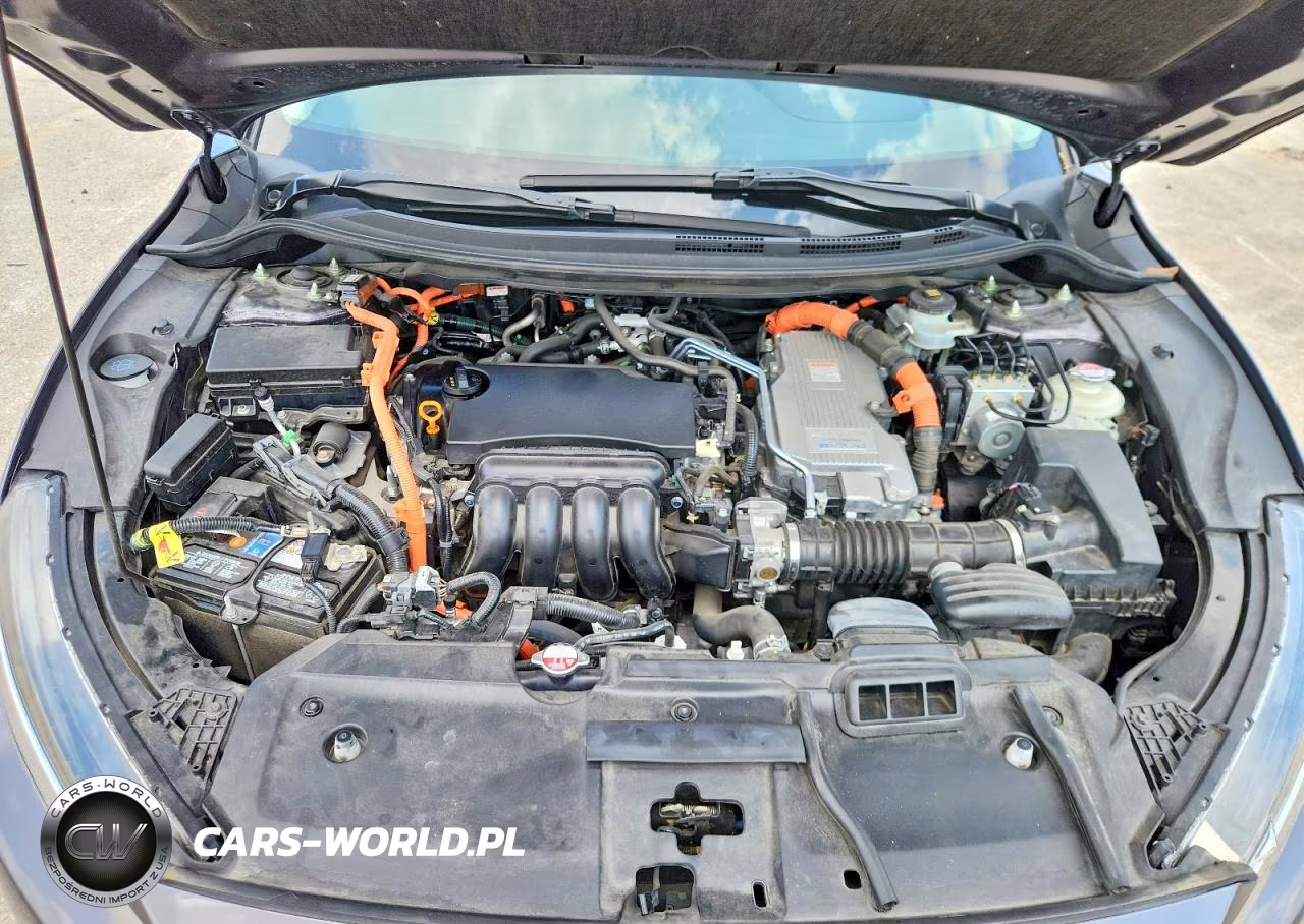 2018 Honda Clarity Touring VIN:JHMZC5F30JC024150 - 11