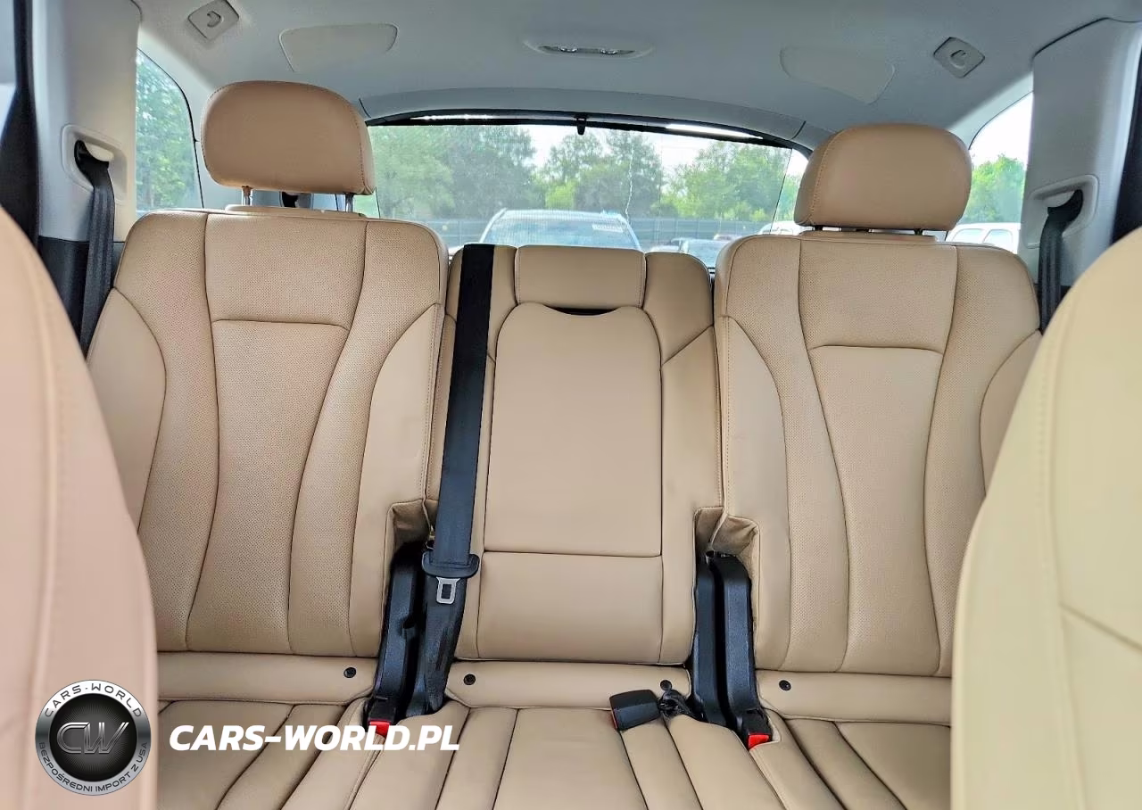 2022 Audi Q7 Premium Plus VIN:WA1LXBF78ND018071 - 10