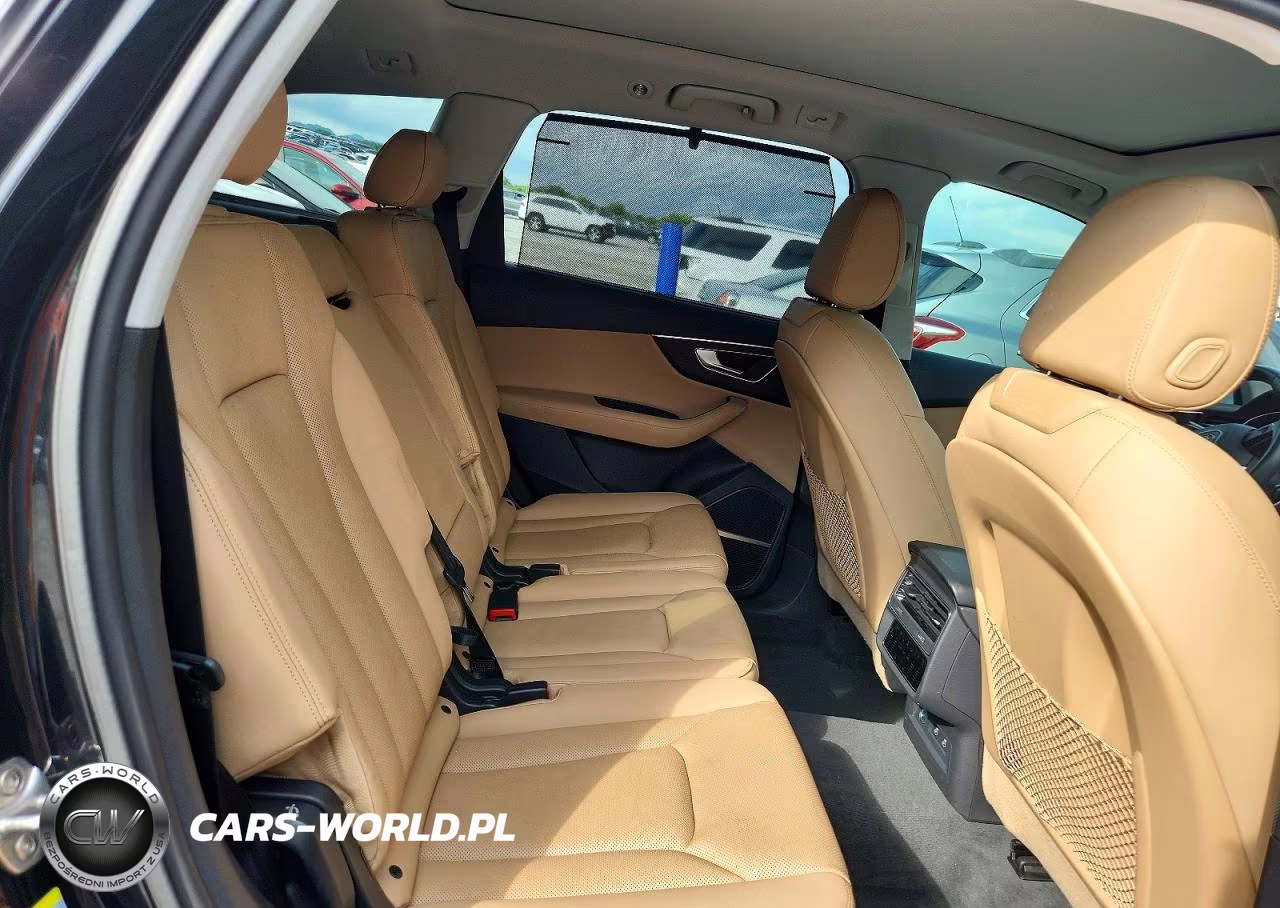 2022 Audi Q7 Premium Plus VIN:WA1LXBF78ND018071 - 11