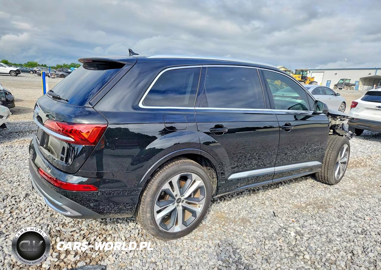 2022 Audi Q7 Premium Plus VIN:WA1LXBF78ND018071 - 3