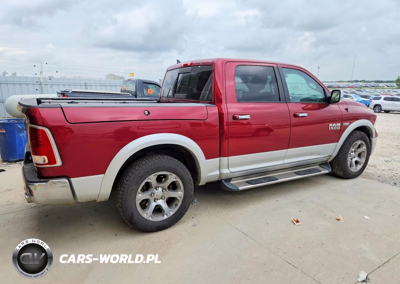 2014 Ram 1500 Laramie VIN:1C6RR7NT5ES267243 - 3