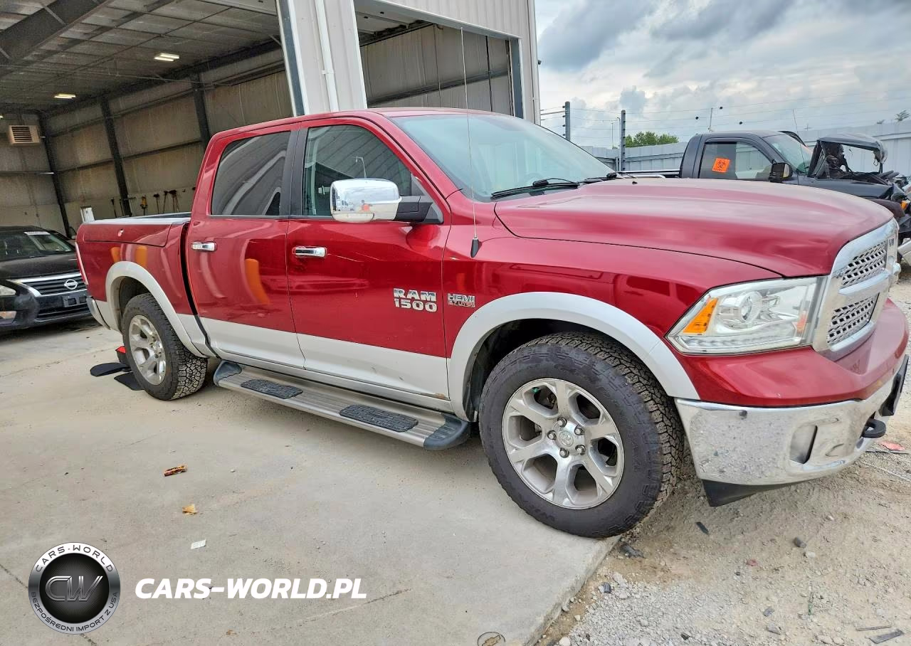 2014 Ram 1500 Laramie VIN:1C6RR7NT5ES267243 - 4