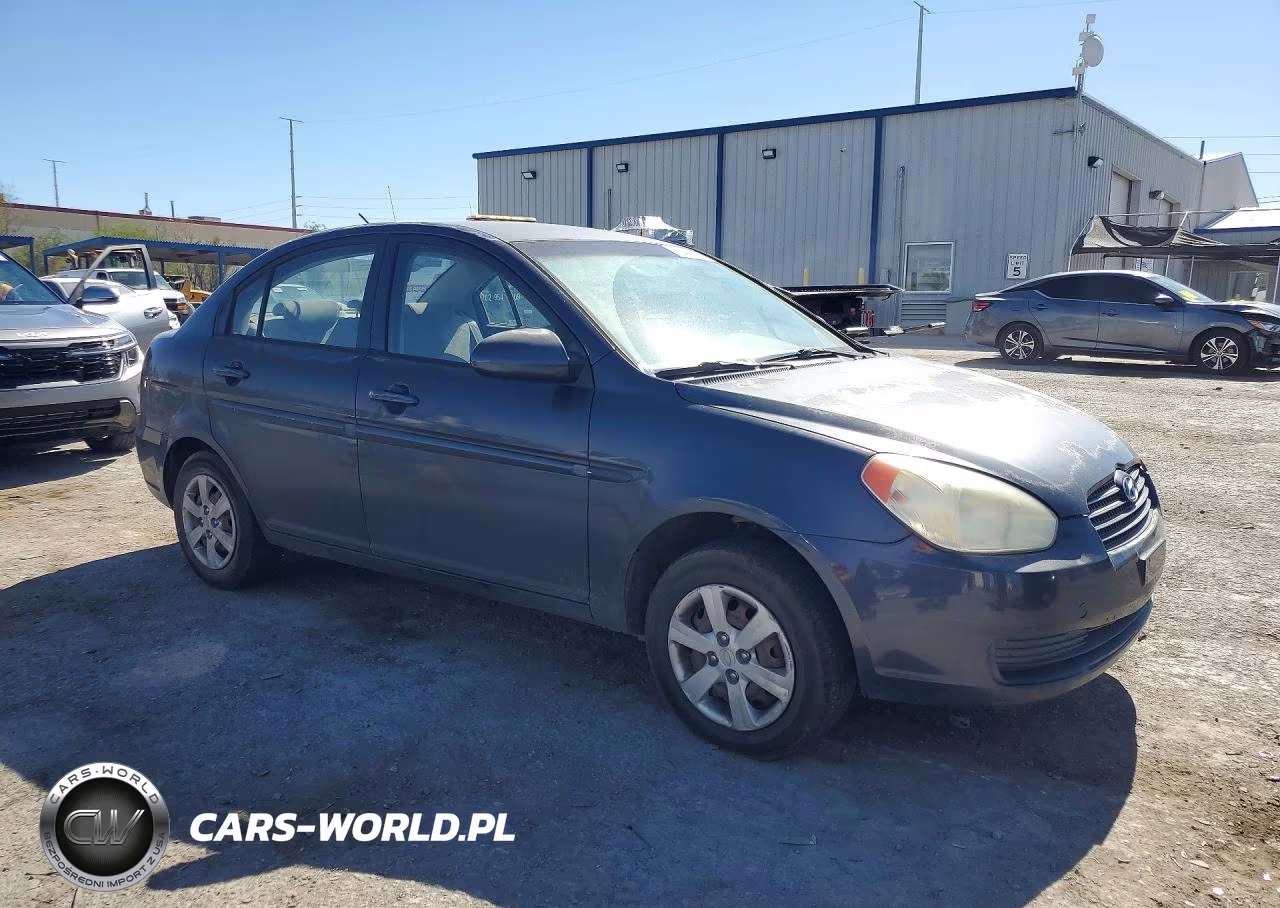 2009 Hyundai Accent Gls VIN:KMHCN46CX9U333993 - 4