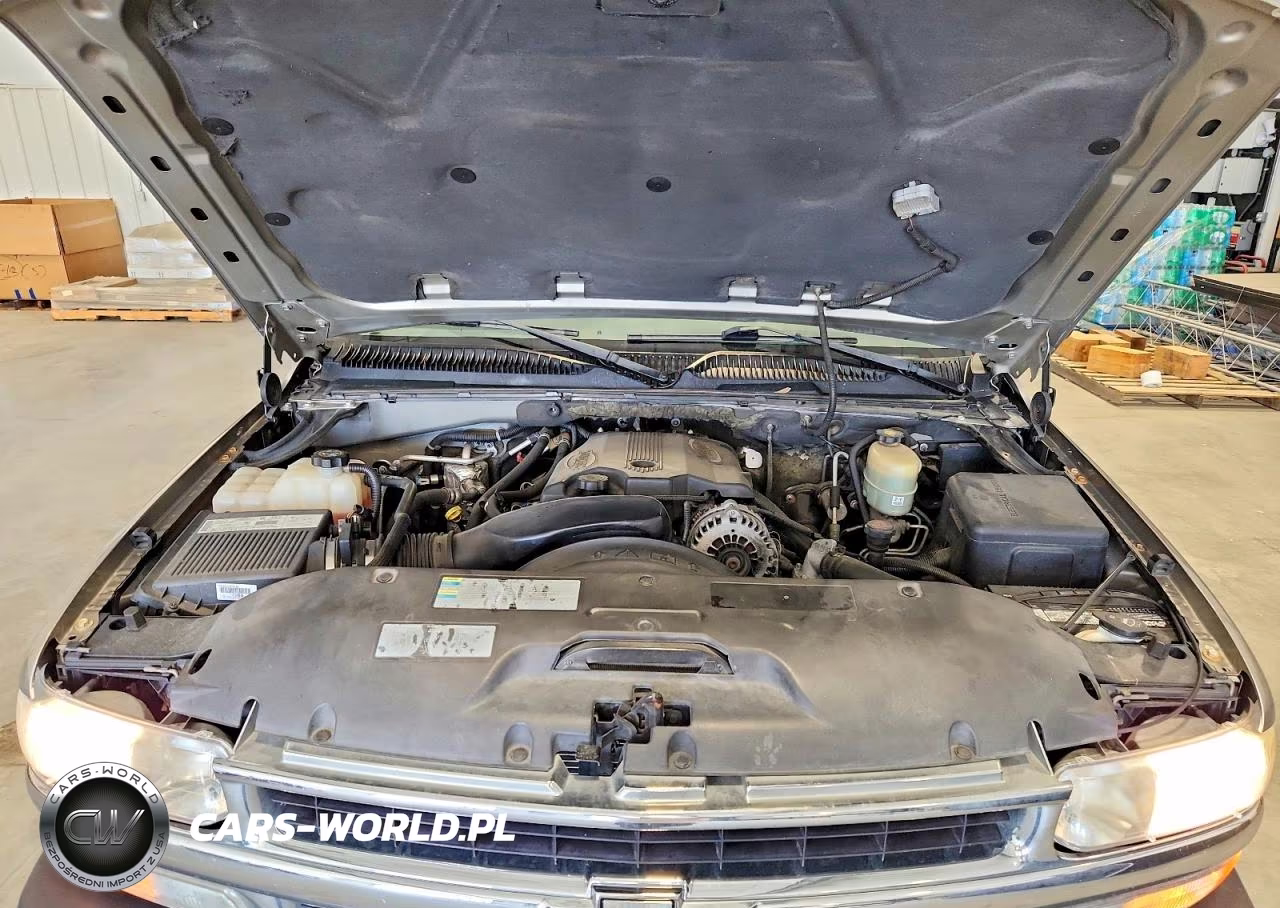 2002 Chevrolet Suburban C2500 VIN:3GNGC26G52G253083 - 12