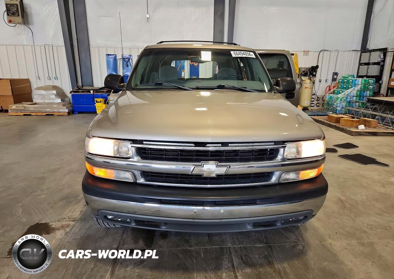 2002 Chevrolet Suburban C2500 VIN:3GNGC26G52G253083 - 5