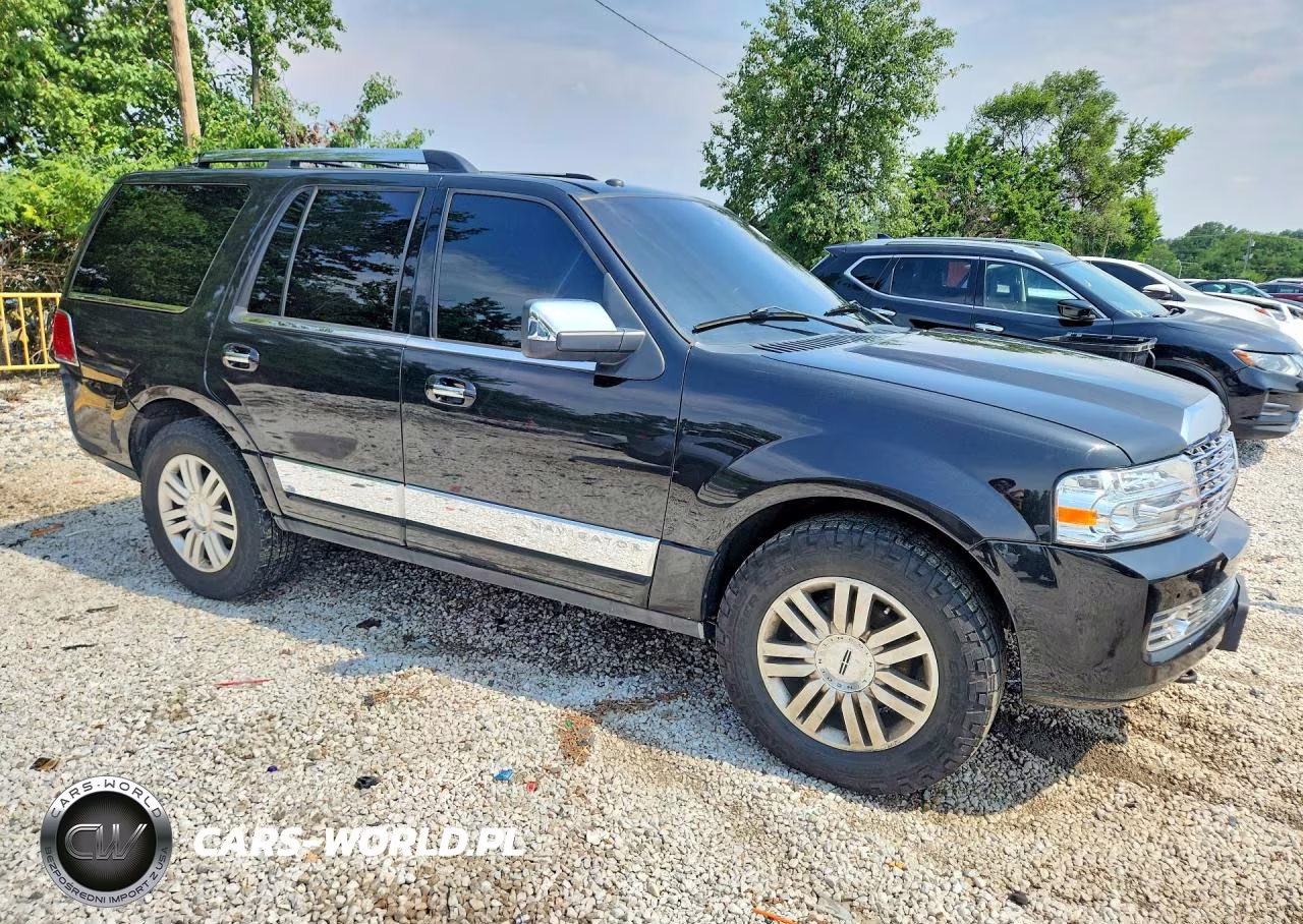 2013 Lincoln Navigator VIN:5LMJJ2J58DEL00314 - 4