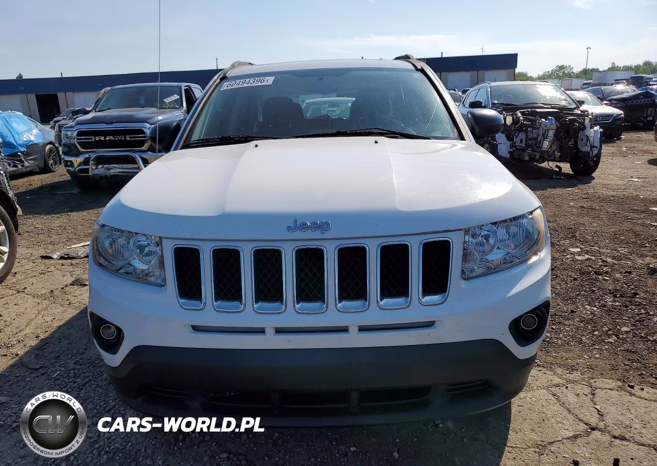 2011 Jeep Compass Sport VIN:1J4NF1FB5BD149562 - 5