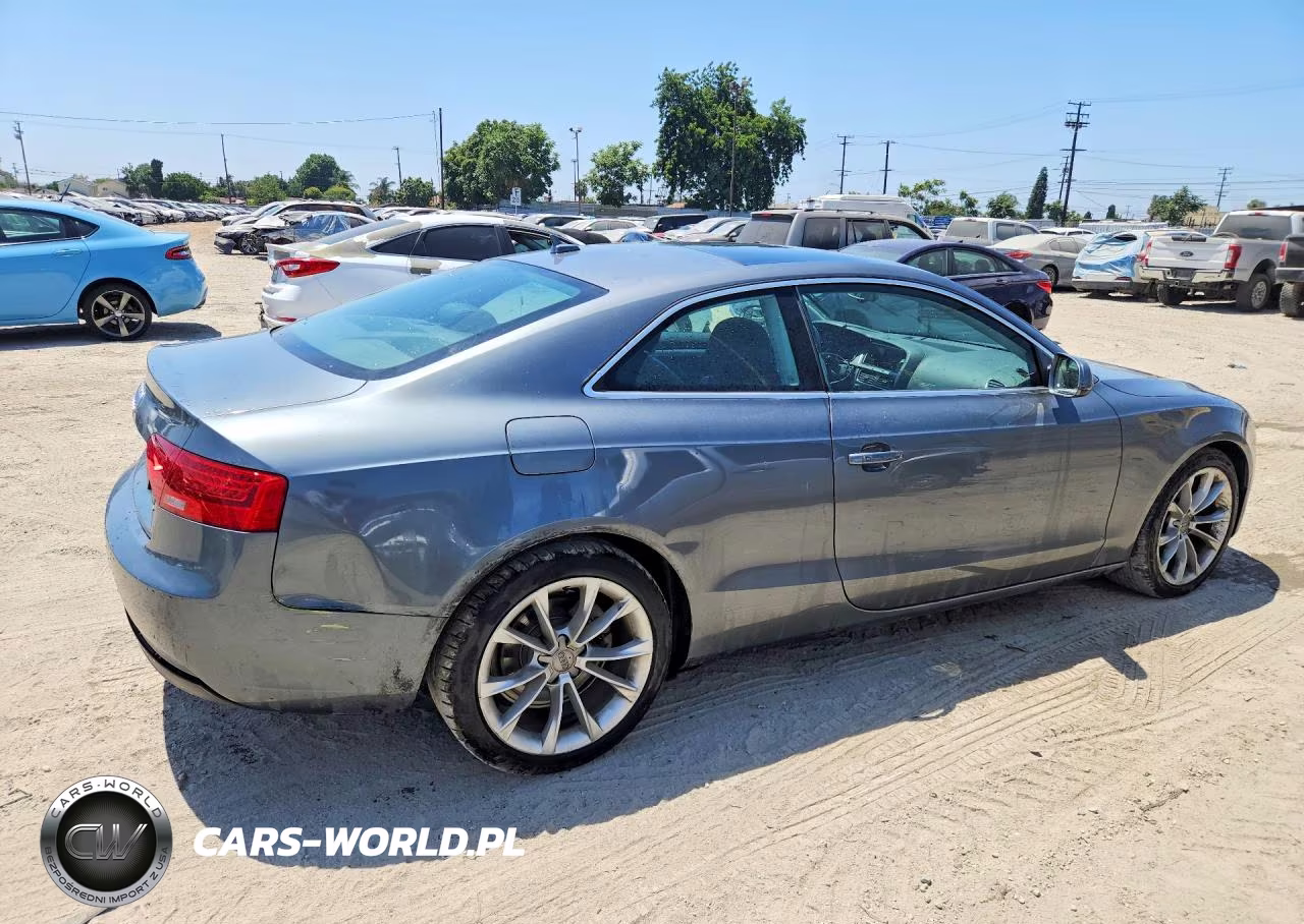 2013 Audi A5 Premium Plus VIN:WAULFAFR1DA001419 - 3