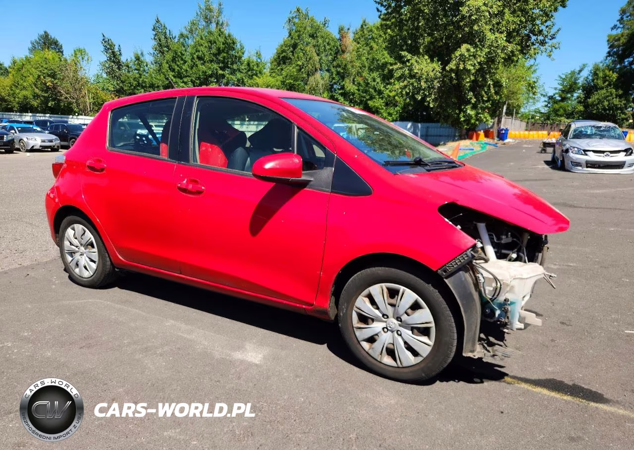 2013 Toyota Yaris 5-Door Le VIN:JTDKTUD38DD563534 - 4
