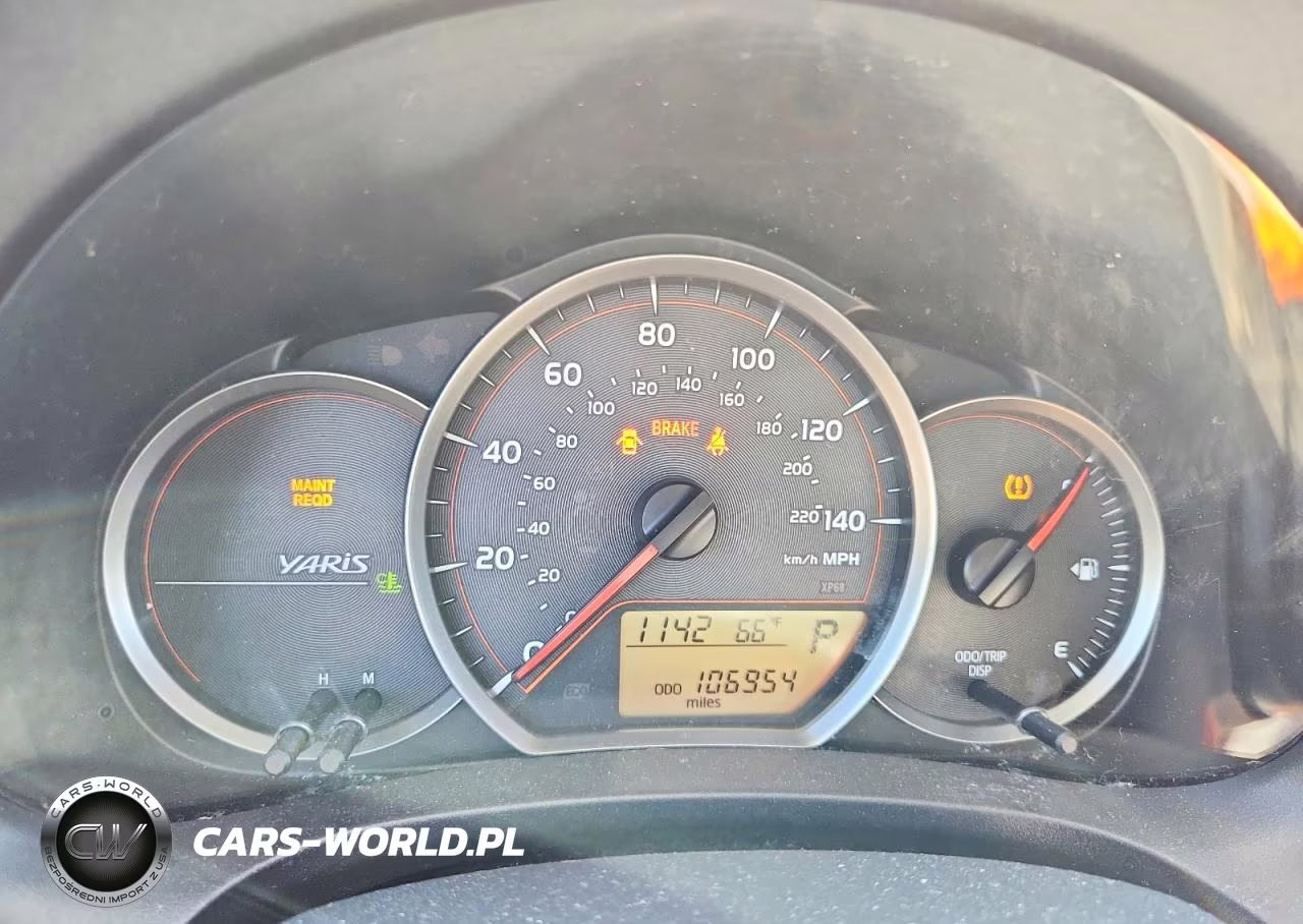 2013 Toyota Yaris 5-Door Le VIN:JTDKTUD38DD563534 - 9
